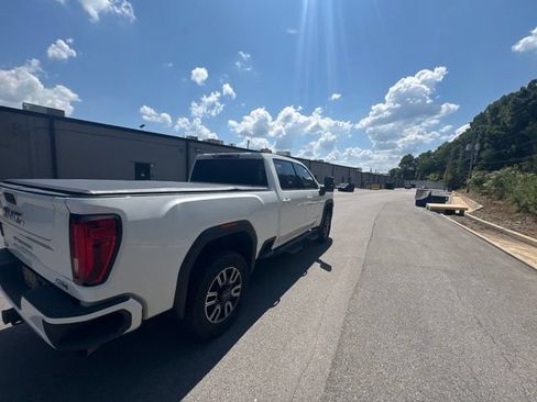 Used 2022 GMC Sierra 2500 AT4 w/ Gooseneck/5TH Wheel Package AWD/4WD image 3