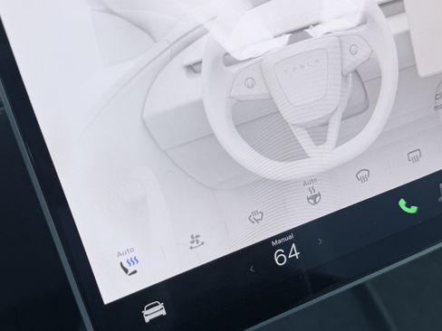 Used 2026 Tesla Model Y AWD image 70