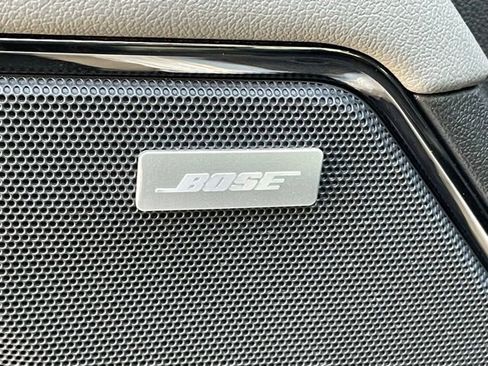 Used 2022 Chevrolet Silverado 1500 ZR2 w/ Technology Package image 27