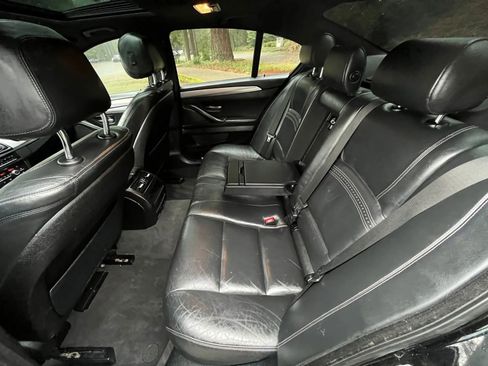 Used 2016 BMW 528i Sedan w/ M Sport image 10