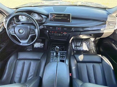 Used 2015 BMW X5 xDrive50i image 16