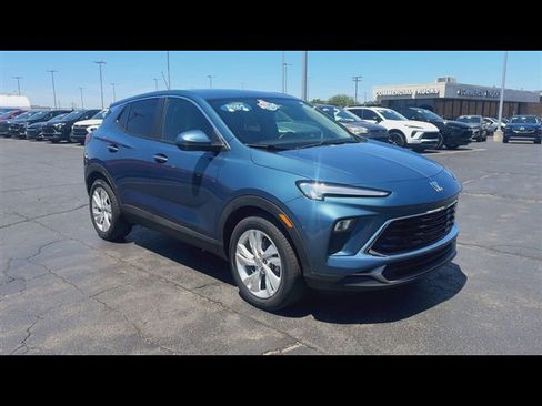 Certified 2024 Buick Encore GX Preferred w/ Comfort Package FWD image 2