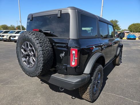 New 2025 Ford Bronco Badlands image 11