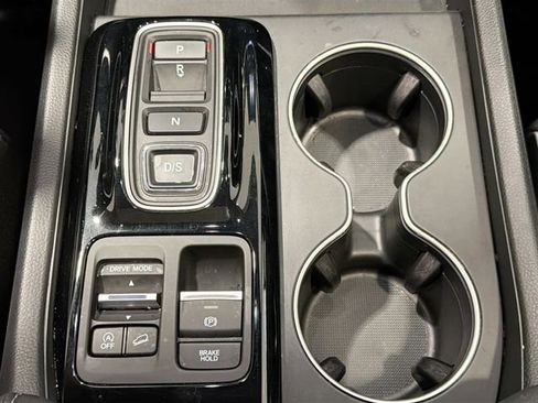 Used 2025 Honda Pilot Elite image 15