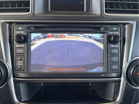 Used 2013 Toyota Highlander Limited FWD image 17