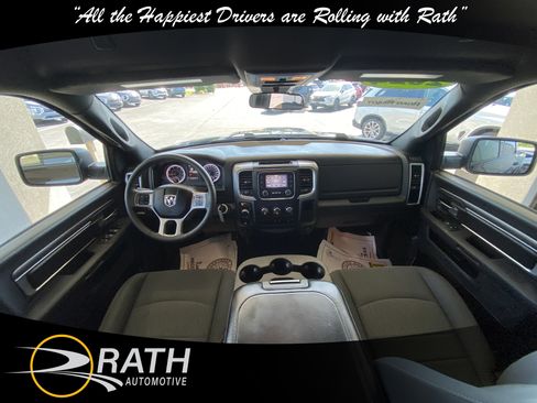Used 2024 RAM 1500 Classic Warlock AWD/4WD image 17