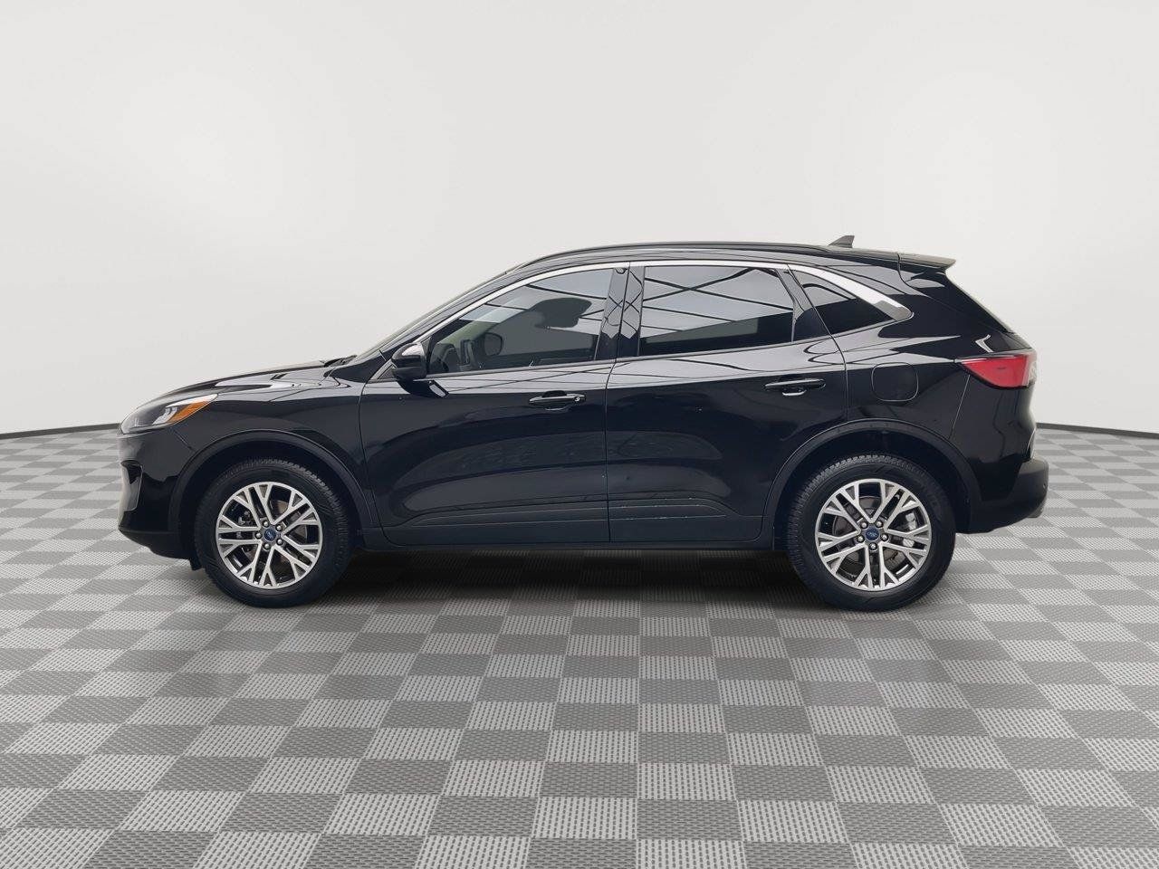 Used 2022 Ford Escape SEL w/ Technology Package AWD/4WD image 37