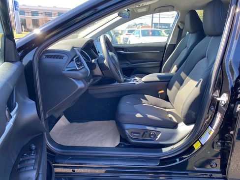 Used 2022 Toyota Camry LE w/ Cold Weather Package image 13