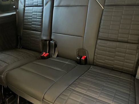 New 2026 Cadillac Escalade ESV Platinum Sport AWD/4WD image 15