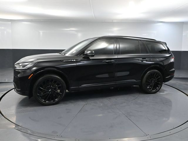 Used 2025 Lincoln Aviator Reserve w/ Jet Appearance Package AWD/4WD image 8