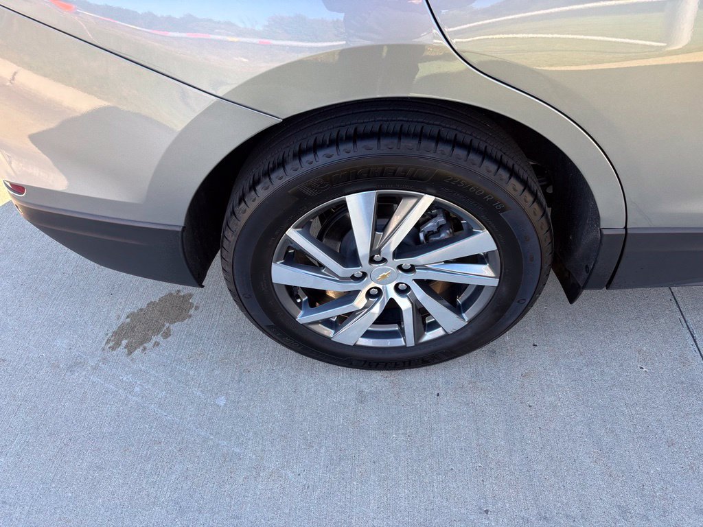 Used 2024 Chevrolet Equinox LT w/ LPO, Floor Liner Package FWD image 49