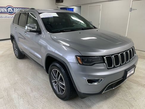 Used 2019 Jeep Grand Cherokee Limited w/ Luxury Group II image 10