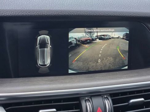 Used 2022 Alfa Romeo Stelvio Ti w/ Active Assist Plus Package AWD/4WD image 40