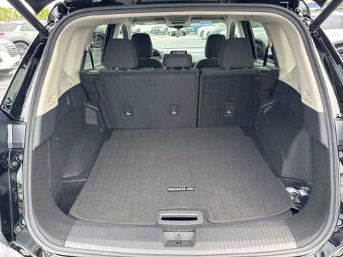 New 2026 Nissan Rogue SV FWD image 16
