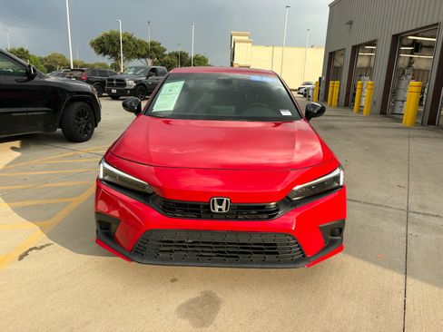 Certified 2024 Honda Civic Sport image 3