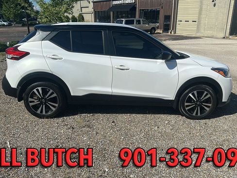 Used 2019 Nissan Kicks SV FWD image 5