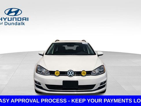 Used 2017 Volkswagen Golf S image 6