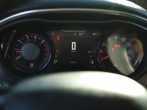 Used 2016 Dodge Challenger R/T w/ Blacktop Package image 21