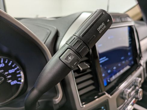 Used 2022 Ford F250 Lariat w/ Chrome Package image 20