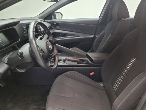 Used 2025 Hyundai Elantra Sport w/ Cargo Package FWD image 17