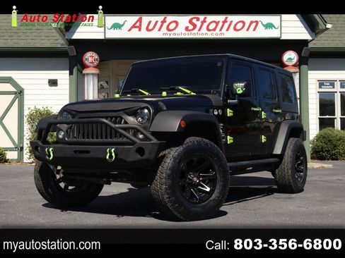 Used 2015 Jeep Wrangler Unlimited Sport w/ Connectivity Group image 1