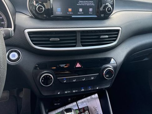 Used 2019 Hyundai Tucson Value w/ Cargo Package FWD image 2