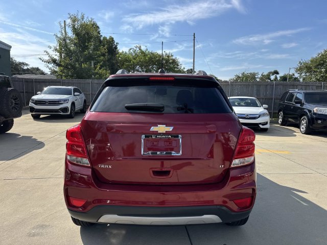 Used 2019 Chevrolet Trax LT w/ LT Convenience Package FWD image 6