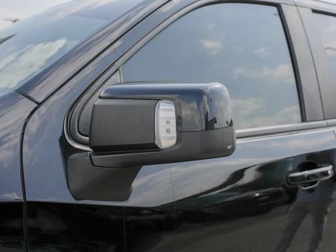 Used 2021 Chevrolet Silverado 1500 LT Trail Boss w/ Convenience Package II AWD/4WD image 18