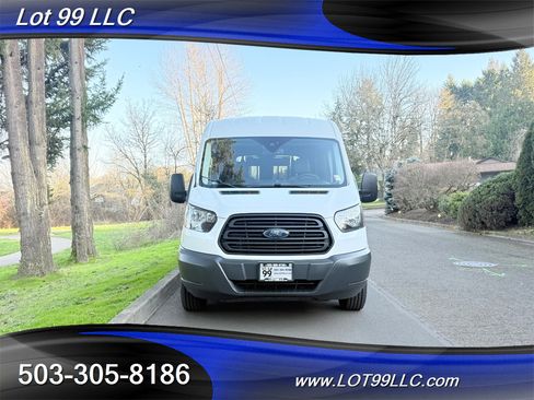 Used 2018 Ford Transit 150 XL image 8