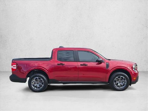 Used 2025 Ford Maverick XLT w/ XLT Luxury Package image 4