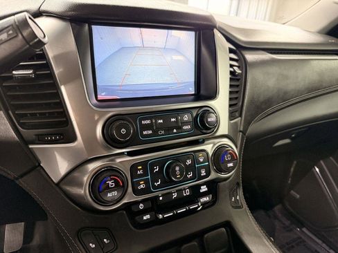 Used 2020 Chevrolet Suburban LT AWD/4WD image 21