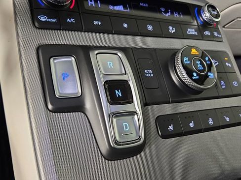 Used 2023 Hyundai Palisade Limited image 19