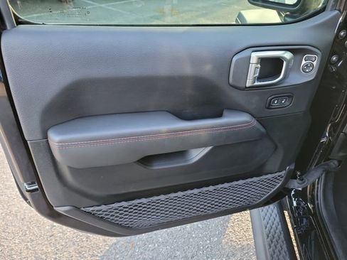 Used 2022 Jeep Gladiator Rubicon w/ Trailer Tow Package image 21