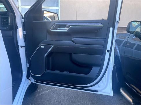 Used 2023 Chevrolet Silverado 1500 LTZ w/ LTZ Convenience Package II image 12