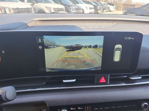 New 2026 Kia Carnival EX FWD image 7