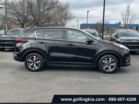 Used 2020 Kia Sportage LX w/ LX Popular Package image 2