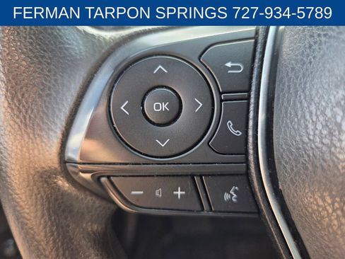 Used 2020 Toyota Camry LE image 29