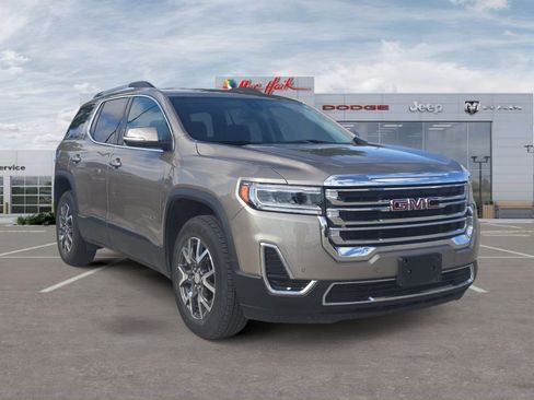 Used 2023 GMC Acadia SLE w/ Driver Convenience Package FWD image 7