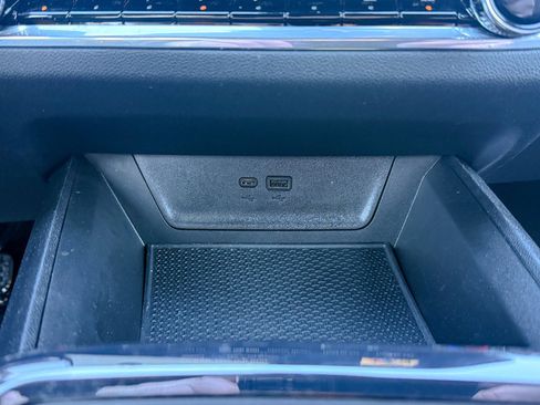 Certified 2025 Chevrolet Equinox RS w/ Safety and Technology Package image 33