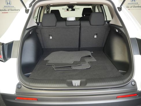 Used 2025 Honda HR-V LX image 10