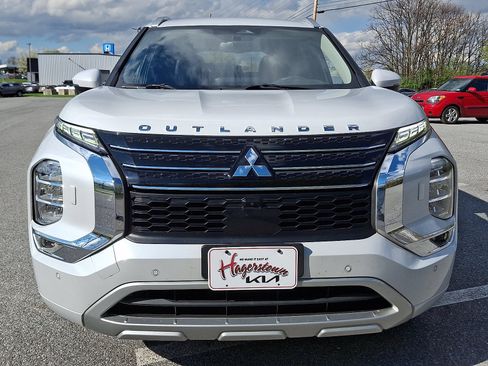 Used 2024 Mitsubishi Outlander SEL AWD/4WD image 2