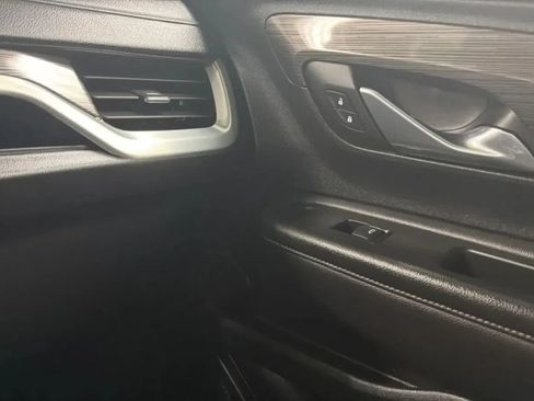 Used 2023 GMC Terrain SLE w/ LPO, Floor Liner Package AWD/4WD image 16