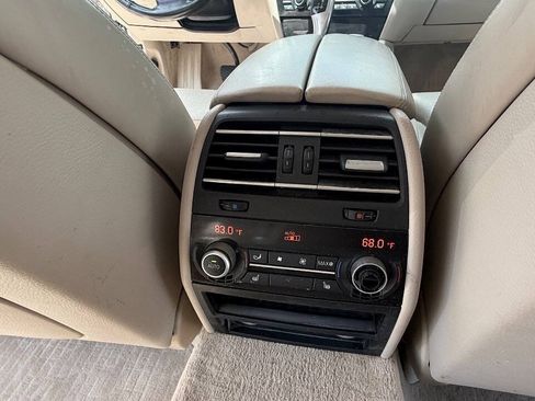 Used 2009 BMW 750Li RWD image 33