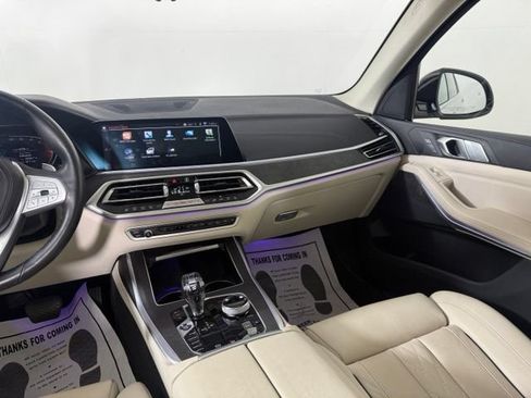 Used 2022 BMW X7 xDrive40i w/ Premium Package AWD/4WD image 24