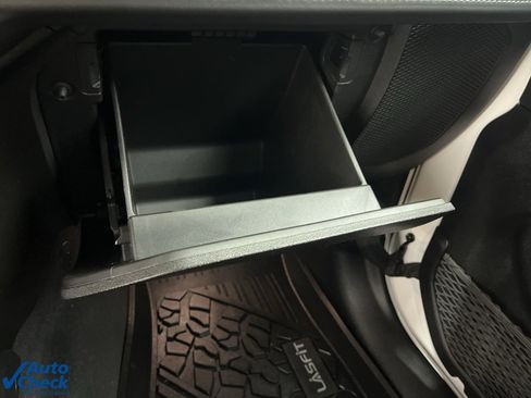 Used 2025 Jeep Gladiator Rubicon w/ Safety Group image 27