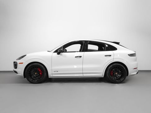 Certified 2023 Porsche Cayenne GTS image 2