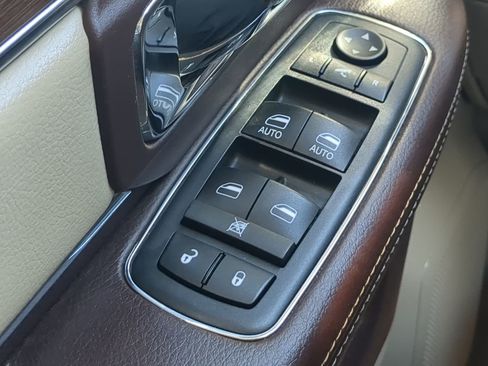 Used 2016 RAM 2500 Laramie image 23