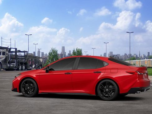 New 2026 Toyota Camry Hybrid w/ Convenience Package FWD image 5