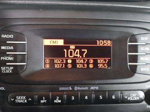 Used 2014 Kia Soul Base image 26