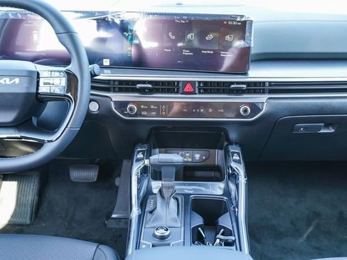 New 2026 Kia Sorento S w/ S Panoramic Sunroof Package image 15